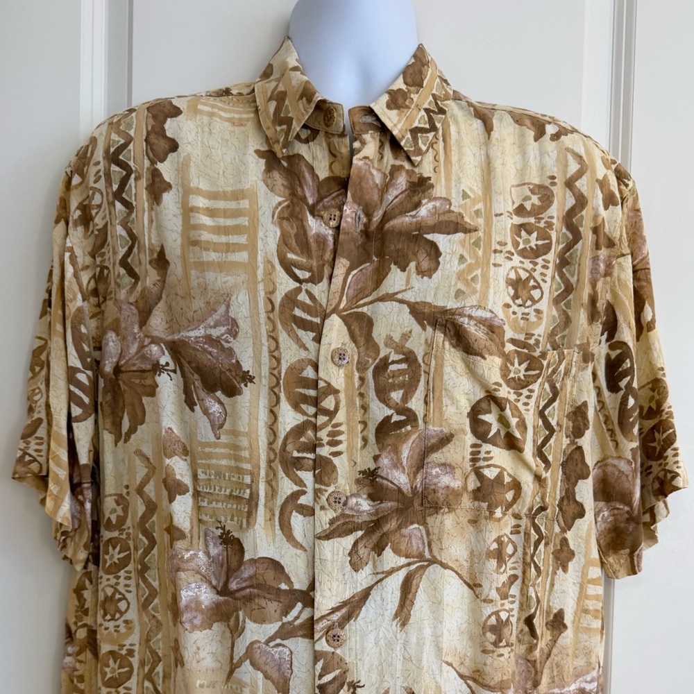 Jams World Aloha Hawaiian Short Sleeve Men’s Shirt, “Tapa”, Large, Great Cond.